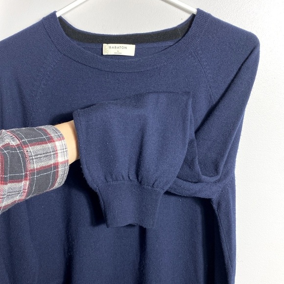Babaton women’s Navy Sweater 100% merino wool size large - Picture 11 of 11